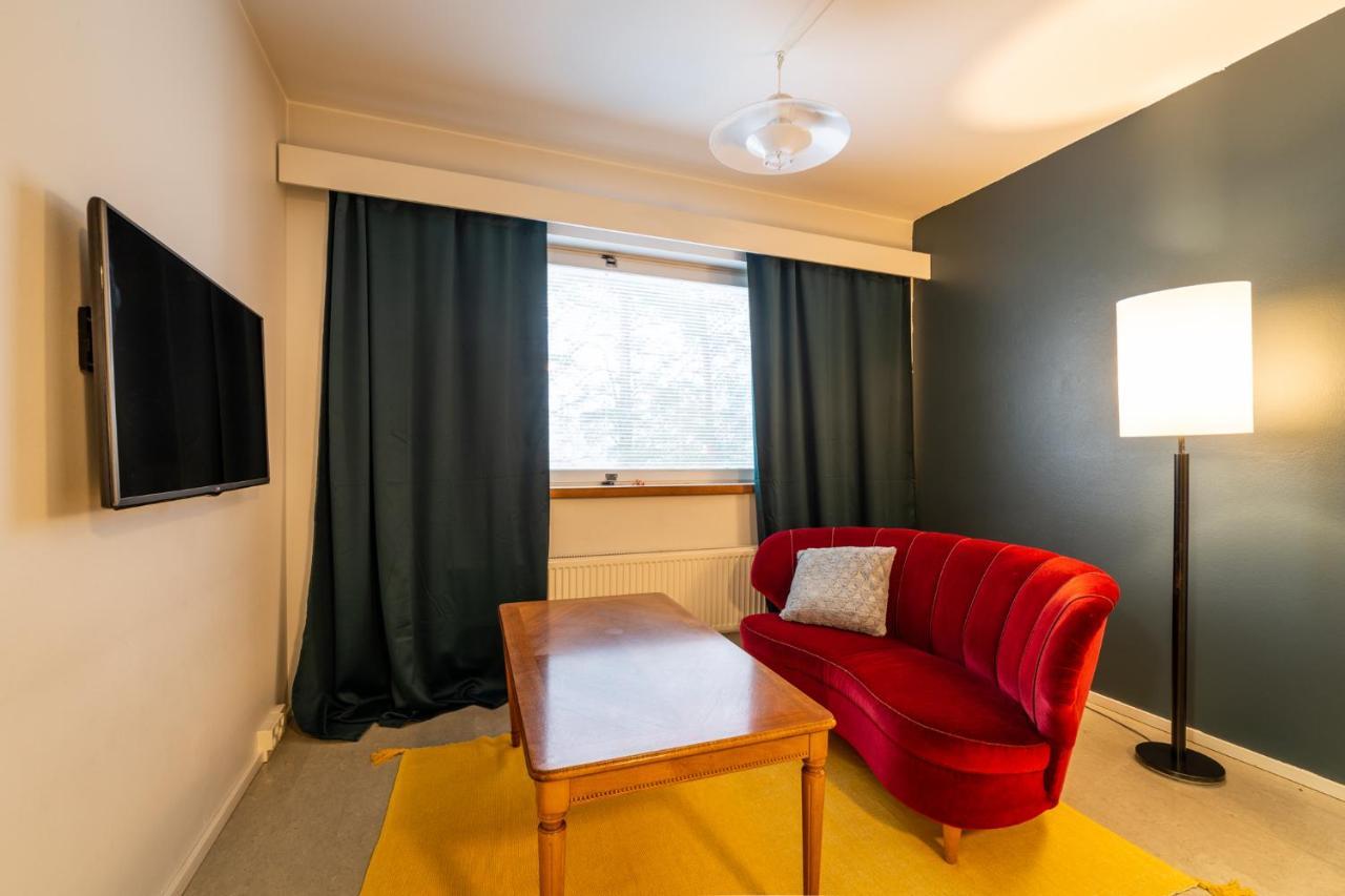 Kulkuri Hostellit Haemeenlinna エクステリア 写真