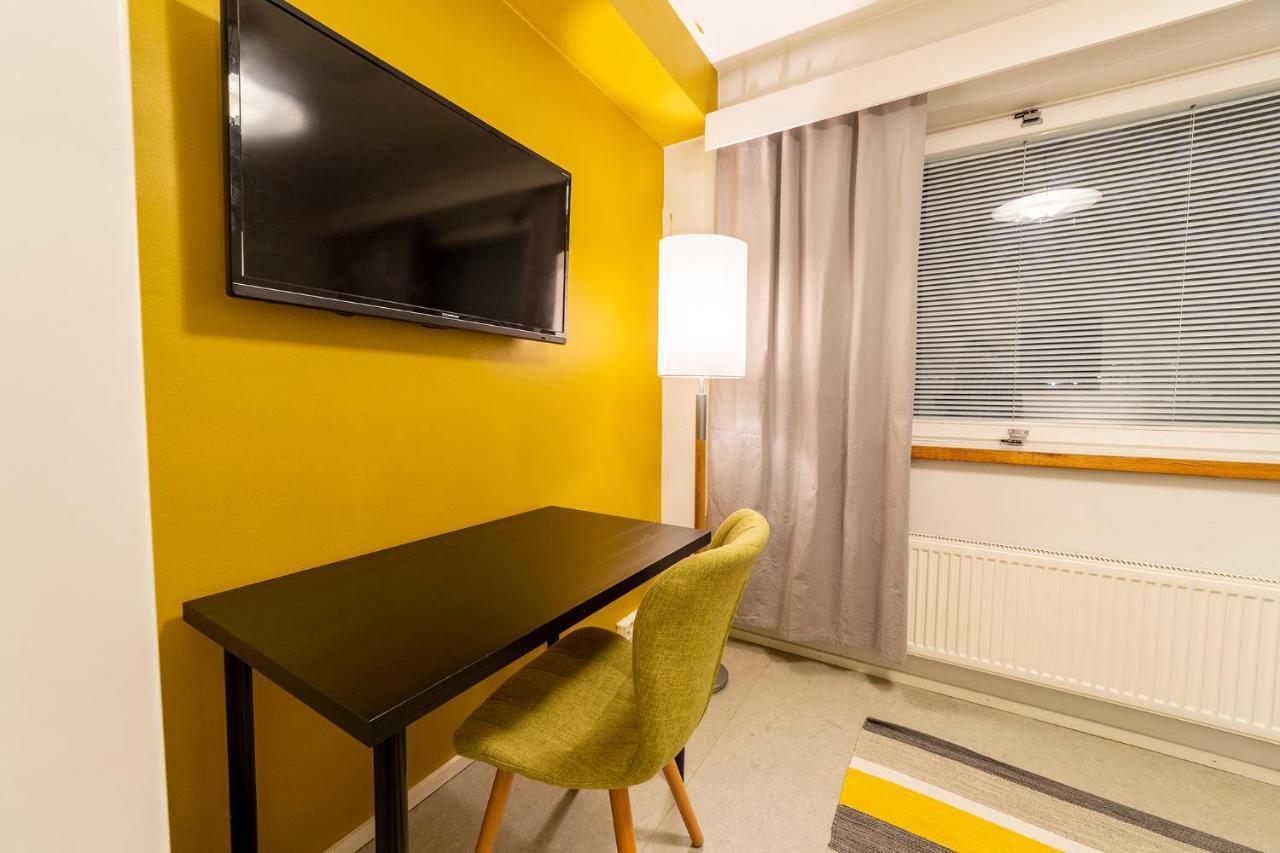 Kulkuri Hostellit Haemeenlinna エクステリア 写真