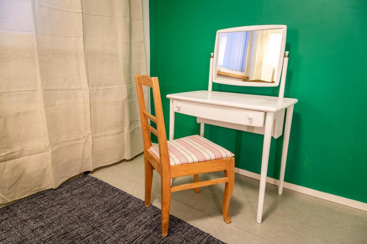 Kulkuri Hostellit Haemeenlinna エクステリア 写真