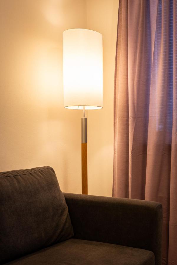 Kulkuri Hostellit Haemeenlinna エクステリア 写真