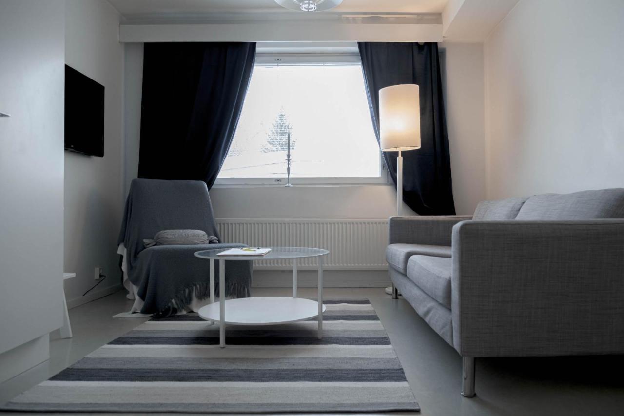 Kulkuri Hostellit Haemeenlinna エクステリア 写真