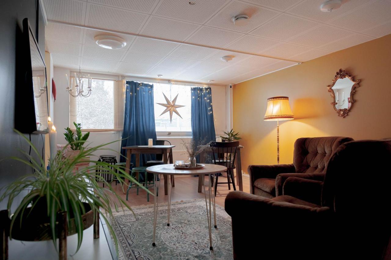 Kulkuri Hostellit Haemeenlinna エクステリア 写真